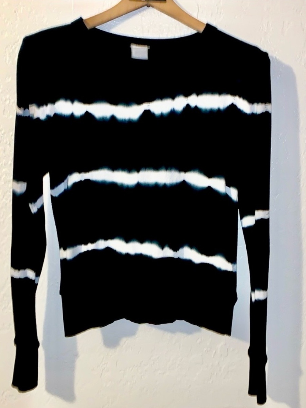 Project Social T Sweatshirt XS Black White Shibori Stripe Tie Dye Cropped 18x22